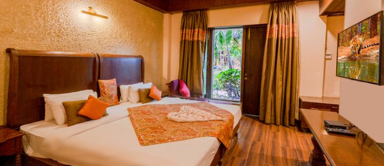 Tusker's Family & Friend Suite