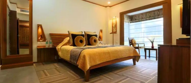 Exclusive Suite Cave