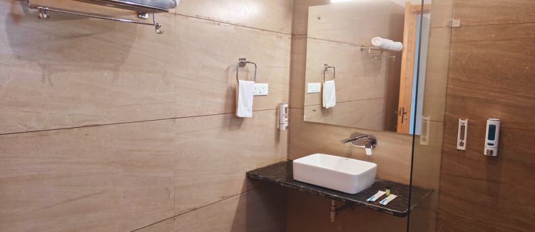 Superior room with sit out