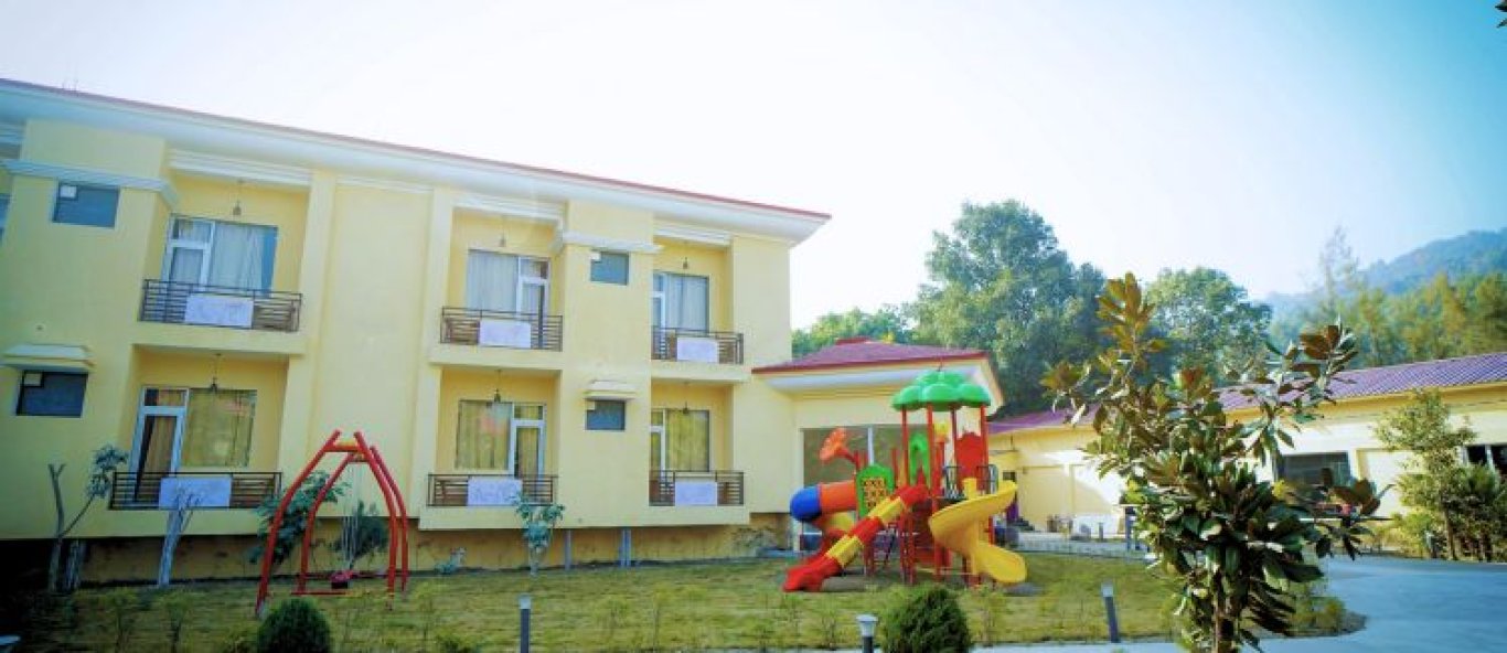 Corbett Mango Bloom River Resort 