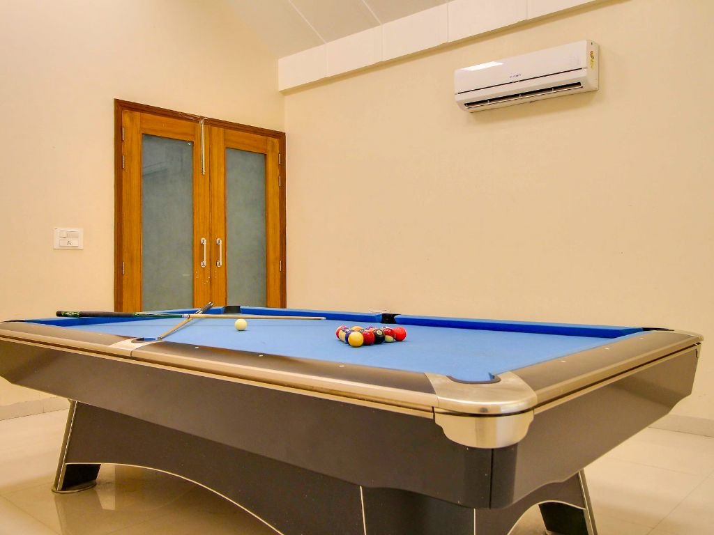 Maulik Mansion Resort