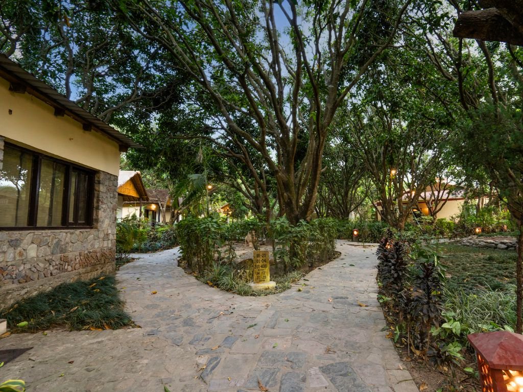 WILD IRIS RESORT & SPA