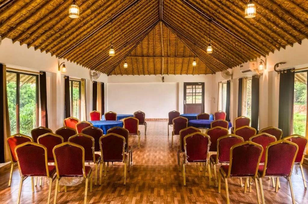 Corbett Tiger And Trees Resort