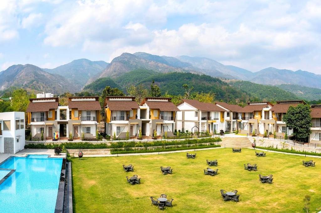  Evara Corbett Resort & Spa