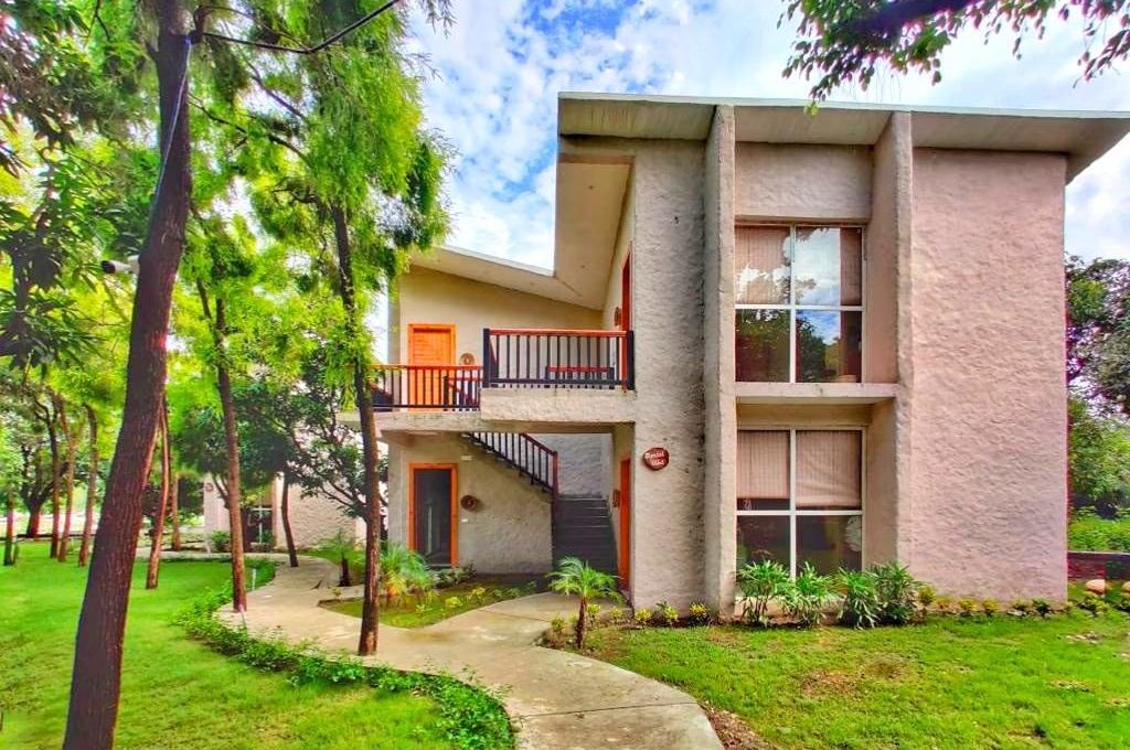 The River Edge Corbett Resort