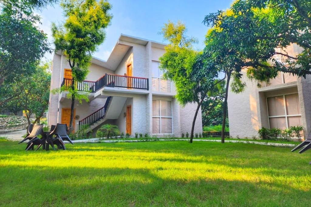 The River Edge Corbett Resort