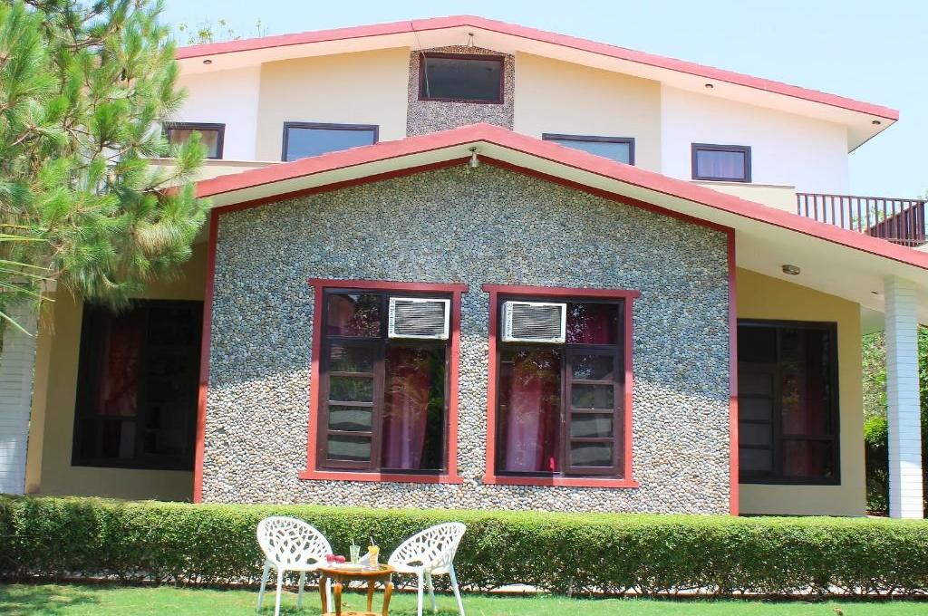 The Tiger Groove Resort