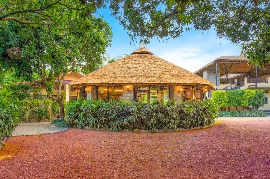 WILD IRIS RESORT & SPA