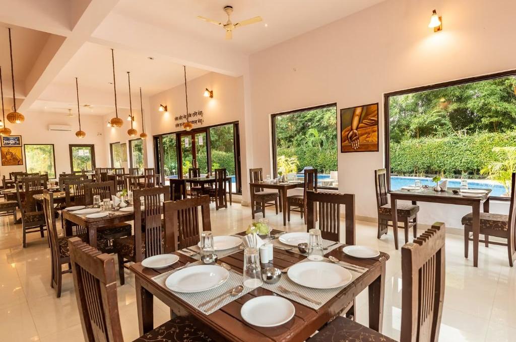  Xomotel Corbett Aura Resort 