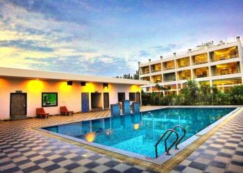  Winsome Resort Holi package 